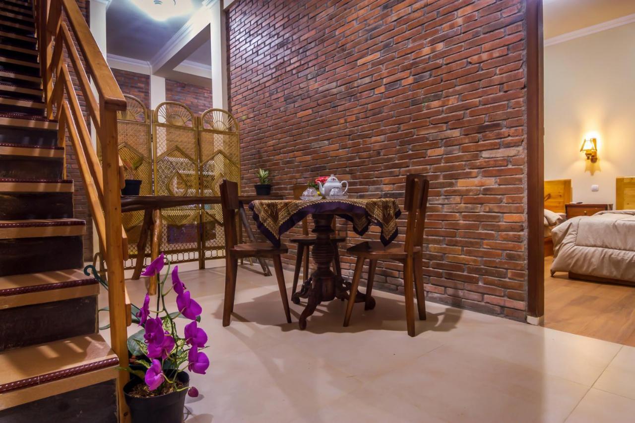 Maher House Borobudur Magelang Extérieur photo